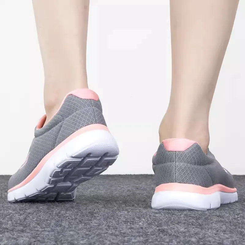 Tênis Skechers SUMMITS - Feminino